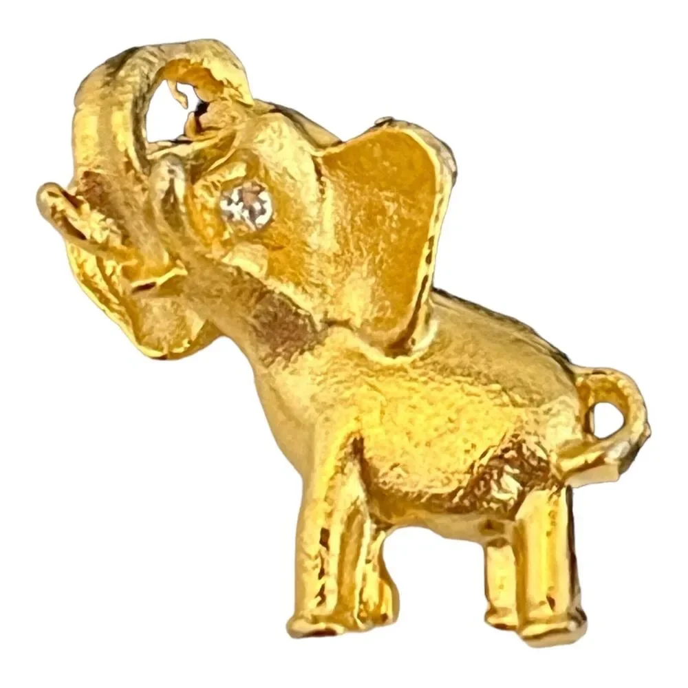 Vintage 1980s Elephant Figural Brooch Rhinestone Eye Gold Tone Pin - 5K